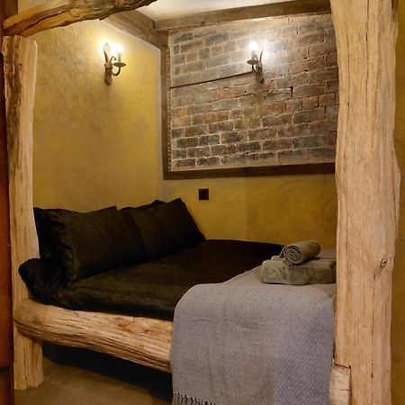 A Little Bit Of Magic - Witchcraft Hotell York Eksteriør bilde